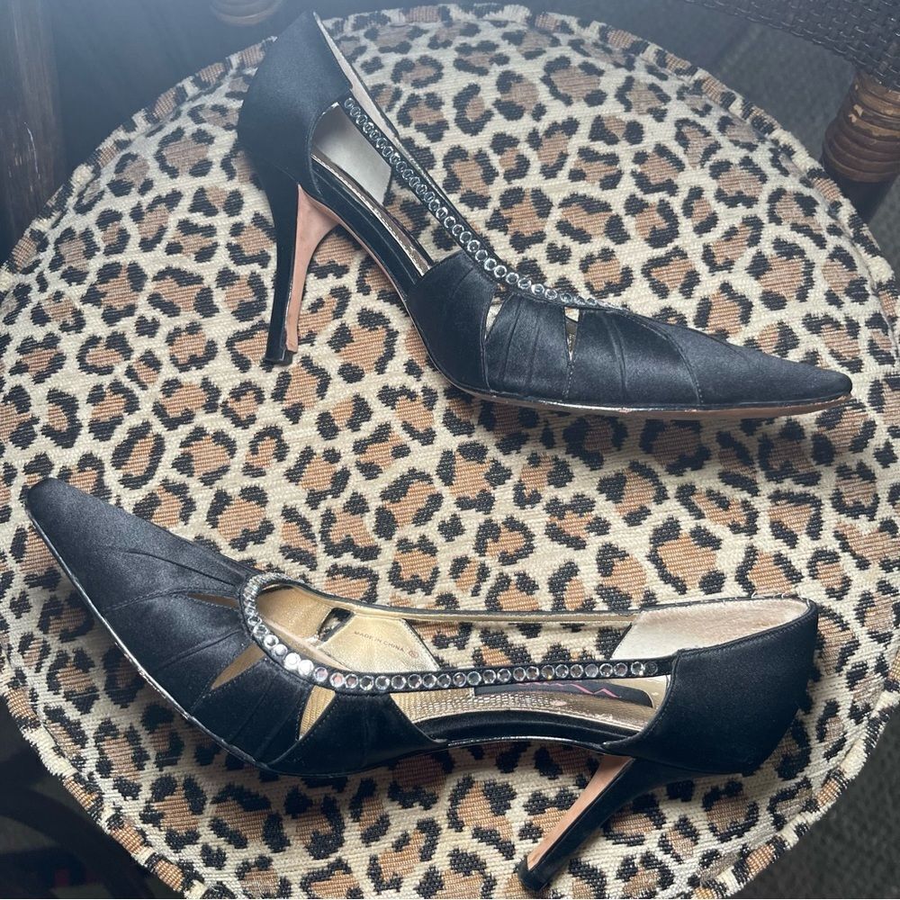 Black Rhinestone Pointy Toe Heels - Picture 3 of 5